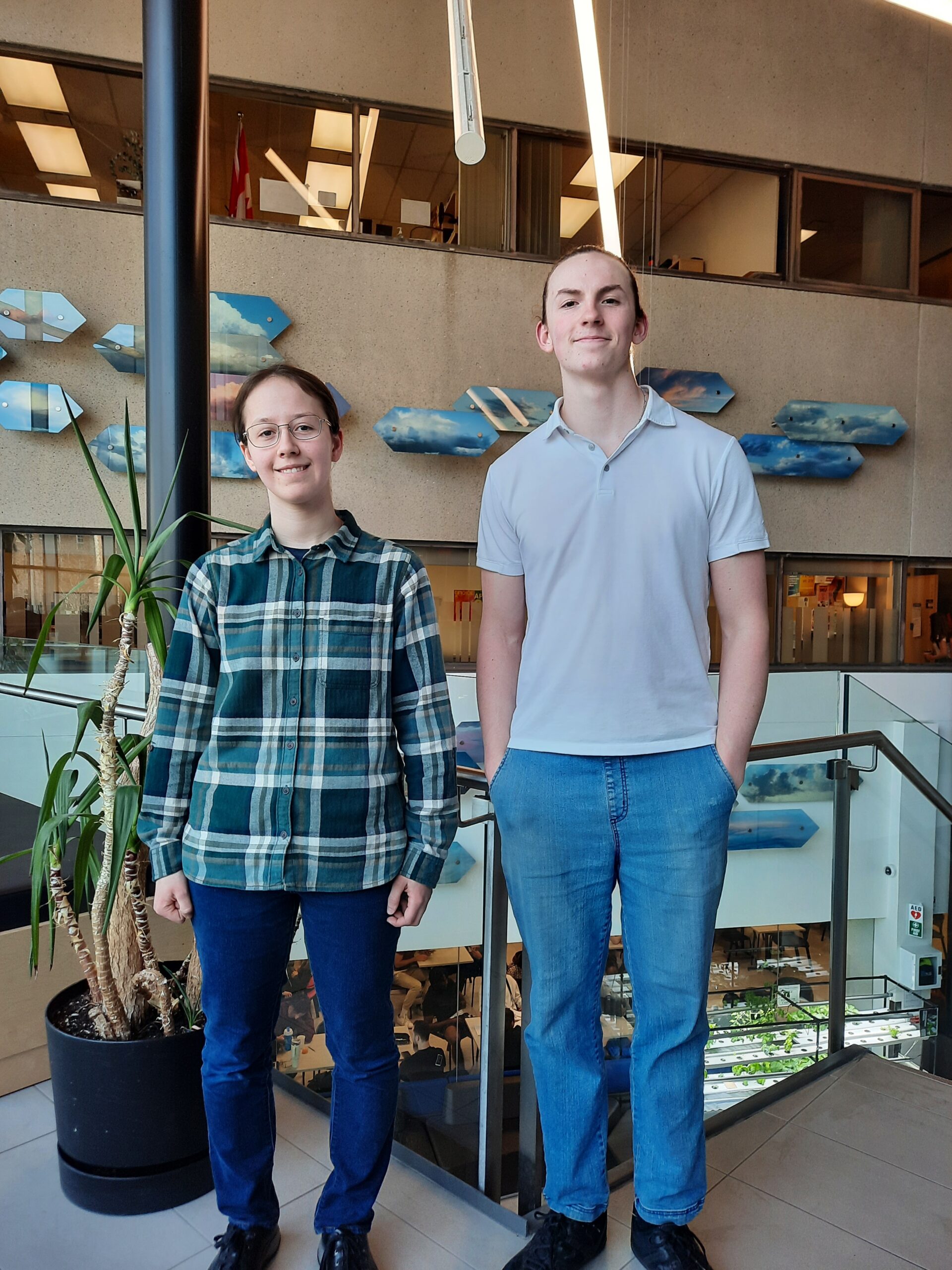 Dorothée Grondin and Dominic Gaumont are researching mathematics and chemistry, respectively.
