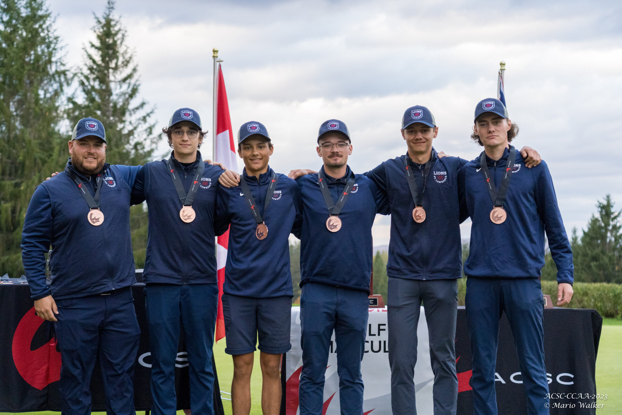 St. Lawrence gets a bronze in the men's team category.