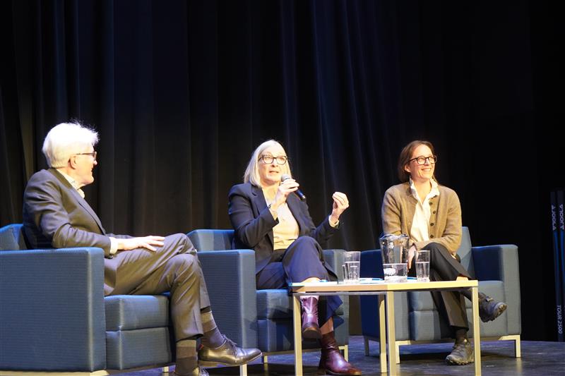 Minister A. Hadju and Secretary of State Anna Gainey visit St. Lawrence